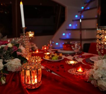 جولات يخت خاص مع ترتيبات خاصة للمناسبات