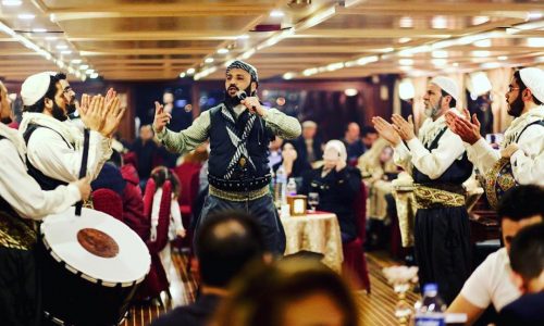 رحلة الباخرة العربية في البوسفور رحلة الباخرة العربية في البوسفور