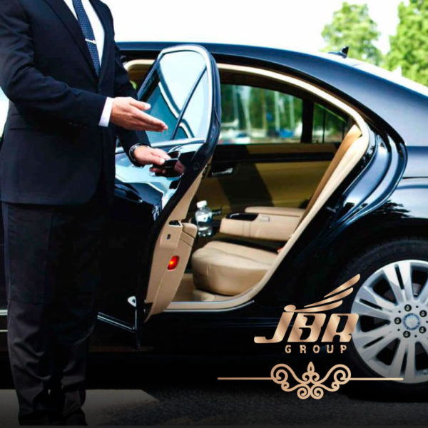 سيارة مع سائق في اسطنبول